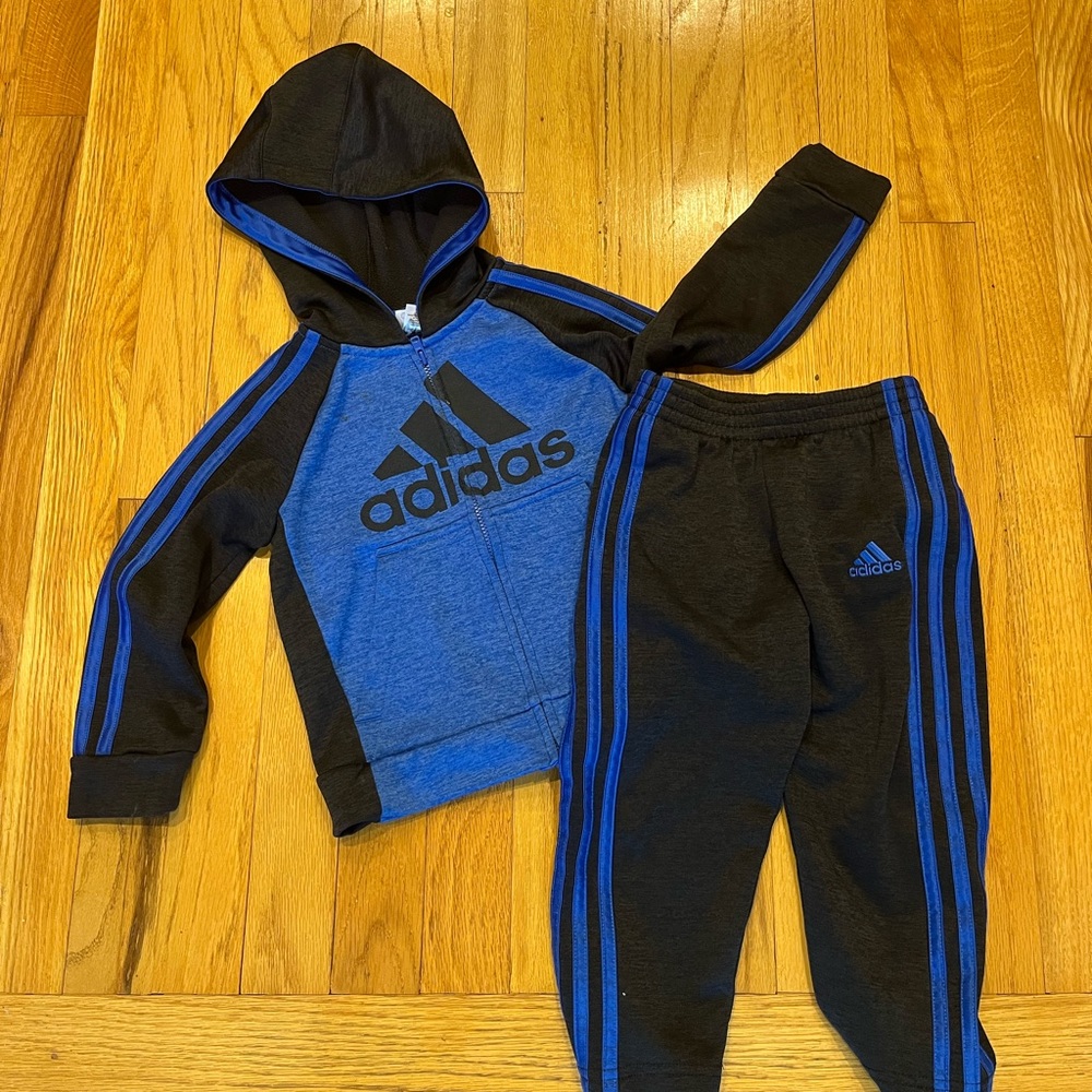 3t blue ADIDAS track suit